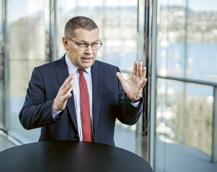 Edouard Schmid – Group Chief Underwriting Officer and Chairman Swiss Re Institute (photo)