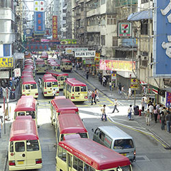 City street crowded with busses (photo)